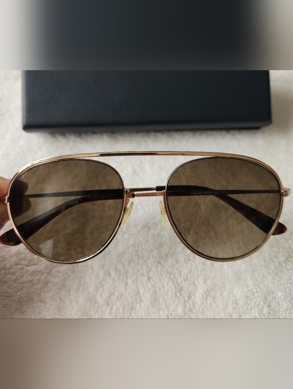 Tom Ford Aviator Sunglasses w Gold Frame & Brown Gradient Lenses TF599 Keith-02